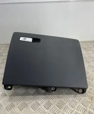 Audi Q3 8U Glove box set 8U0971679B