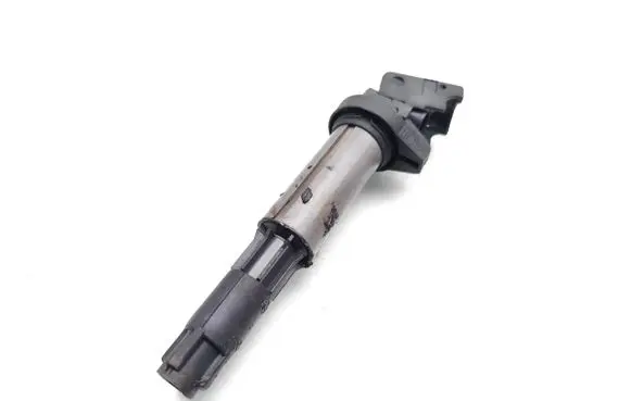 BMW X3 E83 High voltage ignition coil 0221504100