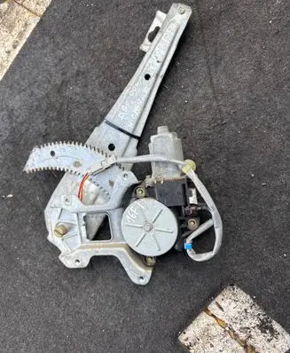 Honda CR-V Rear door window regulator with motor 
