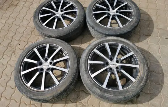 Citroen Berlingo R17 alloy rim 