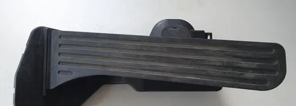 Skoda Superb B6 (3T) Accelerator throttle pedal
