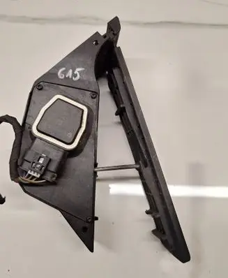 Mercedes-Benz E W211 Accelerator throttle pedal A4513000000 2442 020914