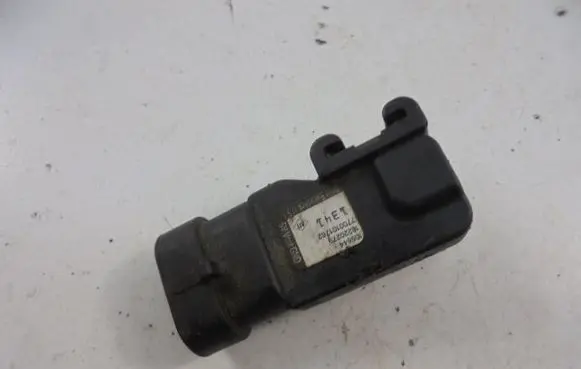 Renault Clio II Air pressure sensor 7700101762