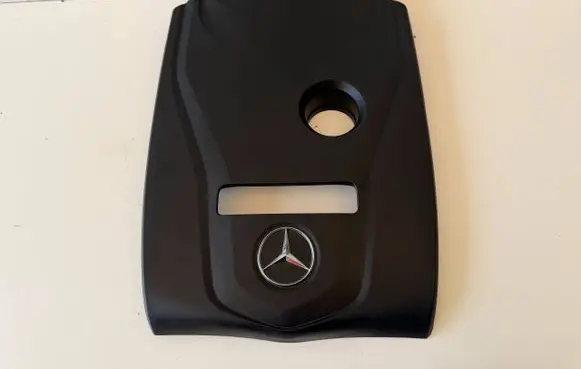 Mercedes-Benz GLC C253 Engine cover (trim) A2740106707