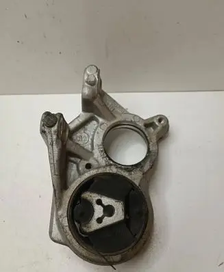 Citroen C4 II Driveshaft support bearing bracket 9684500180