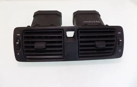 Volvo V50 Dash center air vent grill Y01145