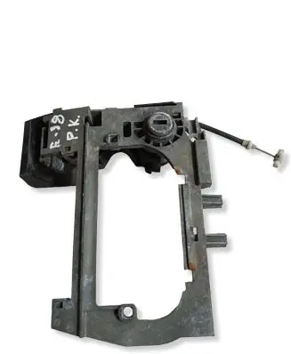 BMW 7 E38 Front door exterior handle/bracket 51218171469