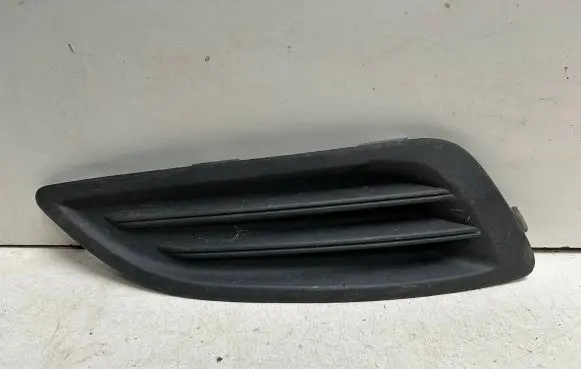 Ford Fiesta Front bumper lower grill C1BB15A222A
