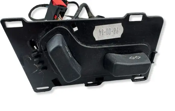 Peugeot 607 Seat control switch MP4689