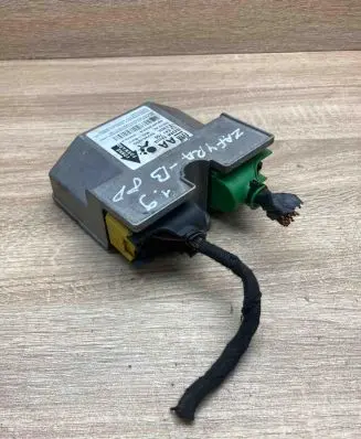 Opel Zafira B Airbag control unit/module 13241766 327963935