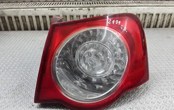 Volkswagen PASSAT B6 Rear/tail lights