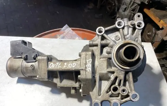 Mitsubishi Outlander Gearbox transfer box case 