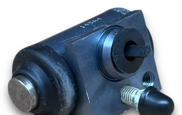 Peugeot 206 Master brake cylinder 4402.E6