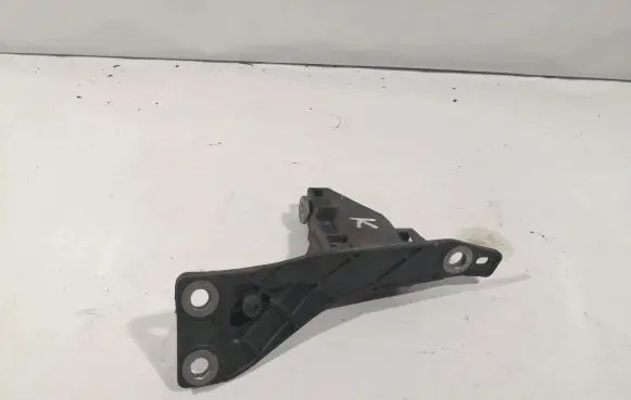 Audi A4 S4 B7 8E 8H Front bumper mounting bracket 0805363