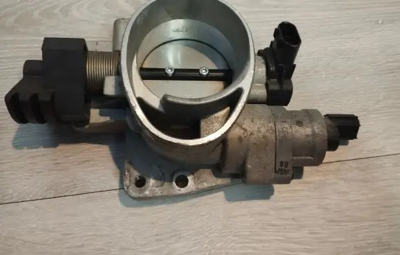 Chrysler Sebring (ST-22 - JR) Throttle body valve 04591606ac