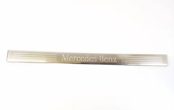 Mercedes-Benz CLS C218 X218 Front sill trim cover A2126860936