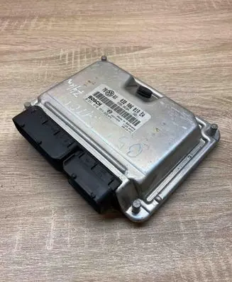 Volkswagen PASSAT B5 Engine control unit/module ECU 038906019EA 0281010554 78AX