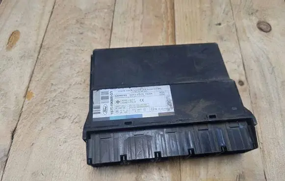 Ford Mondeo Mk III Comfort/convenience module 1S7T15K600GB