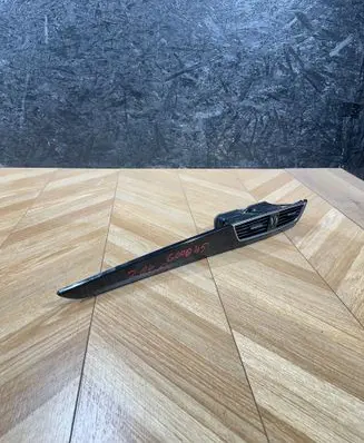 Mercedes-Benz C W204 Dashboard glove box trim A2046801371 140311 020413719983