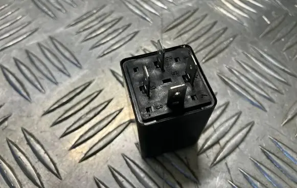 Volkswagen II LT Other relay 2D0919376A