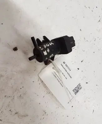 Volvo S40, V40 Vacuum valve 7700113709