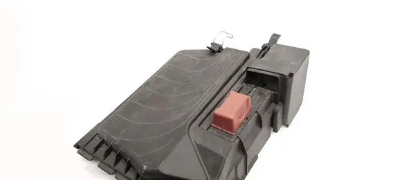 Mercedes-Benz B W246 W242 Fuse box cover A2465400182