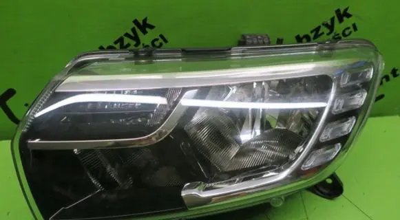 Dacia Sandero Headlights/headlamps set 
