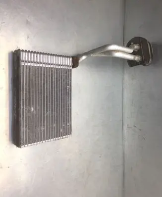 Citroen C5 Coolant radiator 4PUH18N276