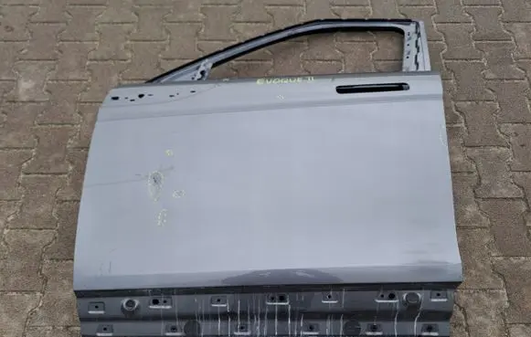 Land Rover Evoque II Front door