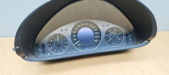 Mercedes-Benz CLK A209 C209 Speedometer (instrument cluster) A2095404211