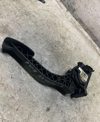 Peugeot 308 Accelerator throttle pedal 86ET348999776