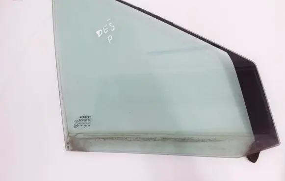 Renault Scenic II - Grand scenic II Front door vent window glass four-door 