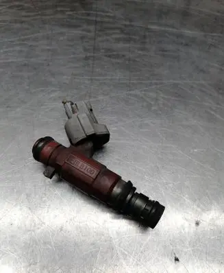 Subaru Impreza II Fuel injector FBLB100 0005408