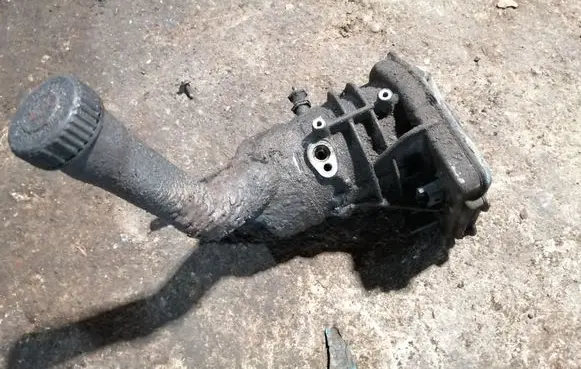 Peugeot Partner Power steering pump