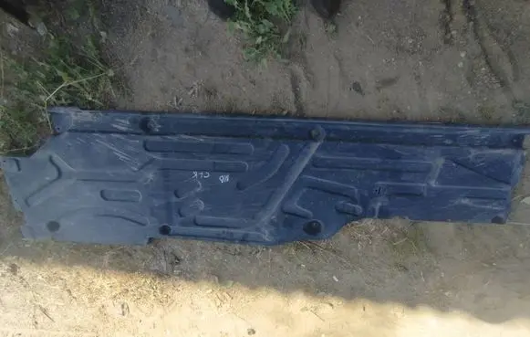 Mercedes-Benz CLK A209 C209 Center/middle under tray cover A2036190238