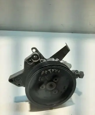 BMW 5 E60 E61 Power steering pump 7787106