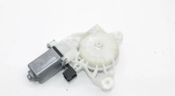 Mercedes-Benz A W177 Front door window regulator motor A0009065706