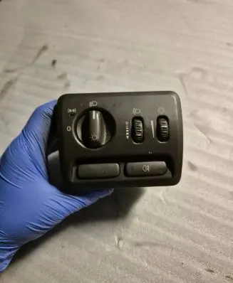 Volvo V70 Light switch 7923