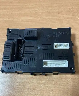 Nissan Note (E11) Comfort/convenience module 284B29U00A 21669390 281173409B
