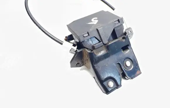 Mercedes-Benz CLK A209 C209 Loading door lock A1717500085