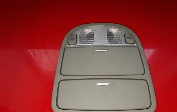 Hyundai Santa Fe Front seat light 928002BXXX