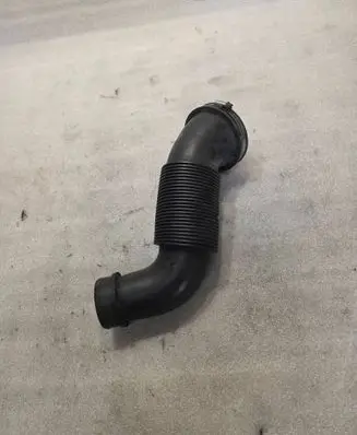 Audi A8 S8 D2 4D Air intake hose/pipe 4D0145747