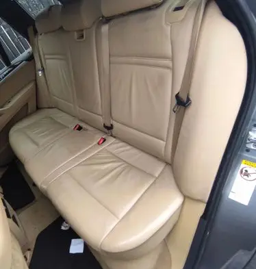 BMW X5 E70 Second row seats 