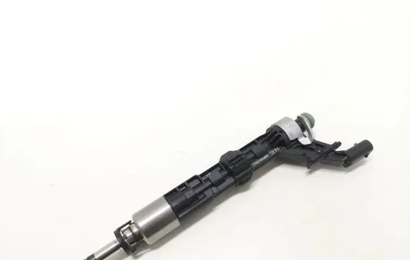 Porsche Panamera (970) Fuel injector 06M906036S 0261500545
