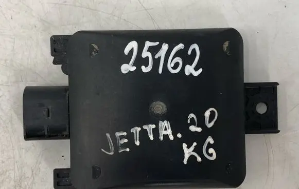 Volkswagen Jetta USA Blind spot module 2Q0907685B