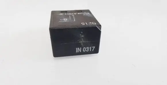 Mazda 2 Other relay V23074