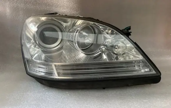 Mercedes-Benz ML W164 Headlight/headlamp 263348