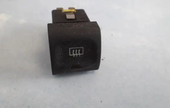 Opel Vectra B Windscreen/window heater switch 90457319