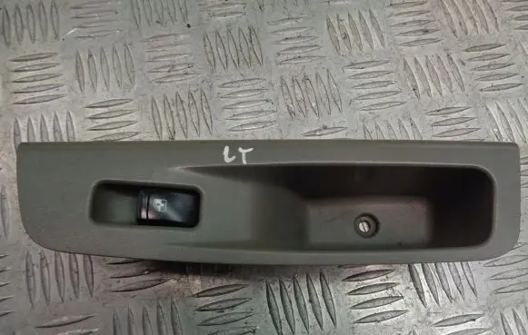 Chevrolet Lacetti Quarter vent window switch 