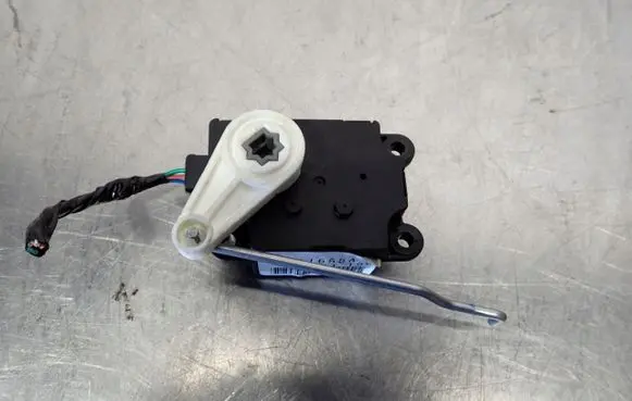 Subaru Impreza III A/C air flow flap actuator/motor 